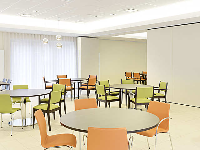 TRIO FRAME CHAIR 4L UPH, TRIO FRAME CHAIR 4LA UPH, LUCA FRAME CHAIR 4L UPH, LUCA FRAME CHAIR 4LA UPH, Woonzorgcentrum Paradijs, Lier, Belgium