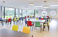 YARA FRAME CHAIR 4L UPH, YARA FRAME CHAIR 4LA UPH, PINTA MEETING TABLE SQ/RC, WZC Rustenhove, Ledegem, Belgium