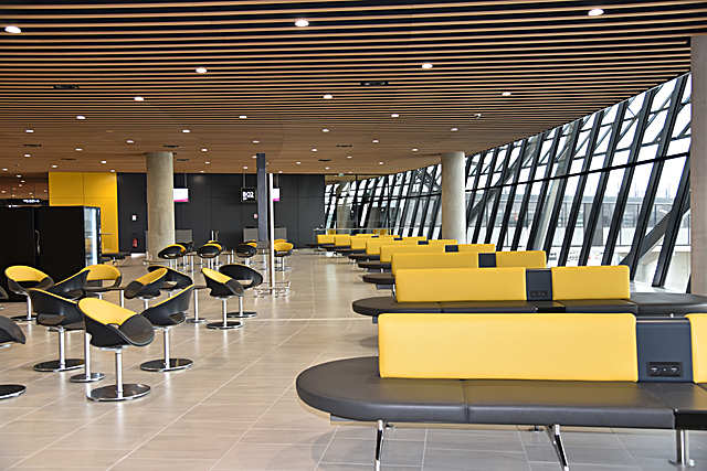 Terminal soft seating, Volpino, Lyon-Saint-Exupry Airport, France