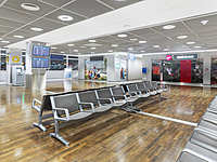 8000 BENCH 4L UPH, Frankfurt Airport, Terminal 2