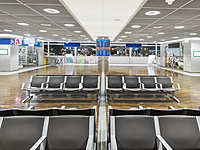 8000 BENCH 4L UPH, Frankfurt Airport, Terminal 2